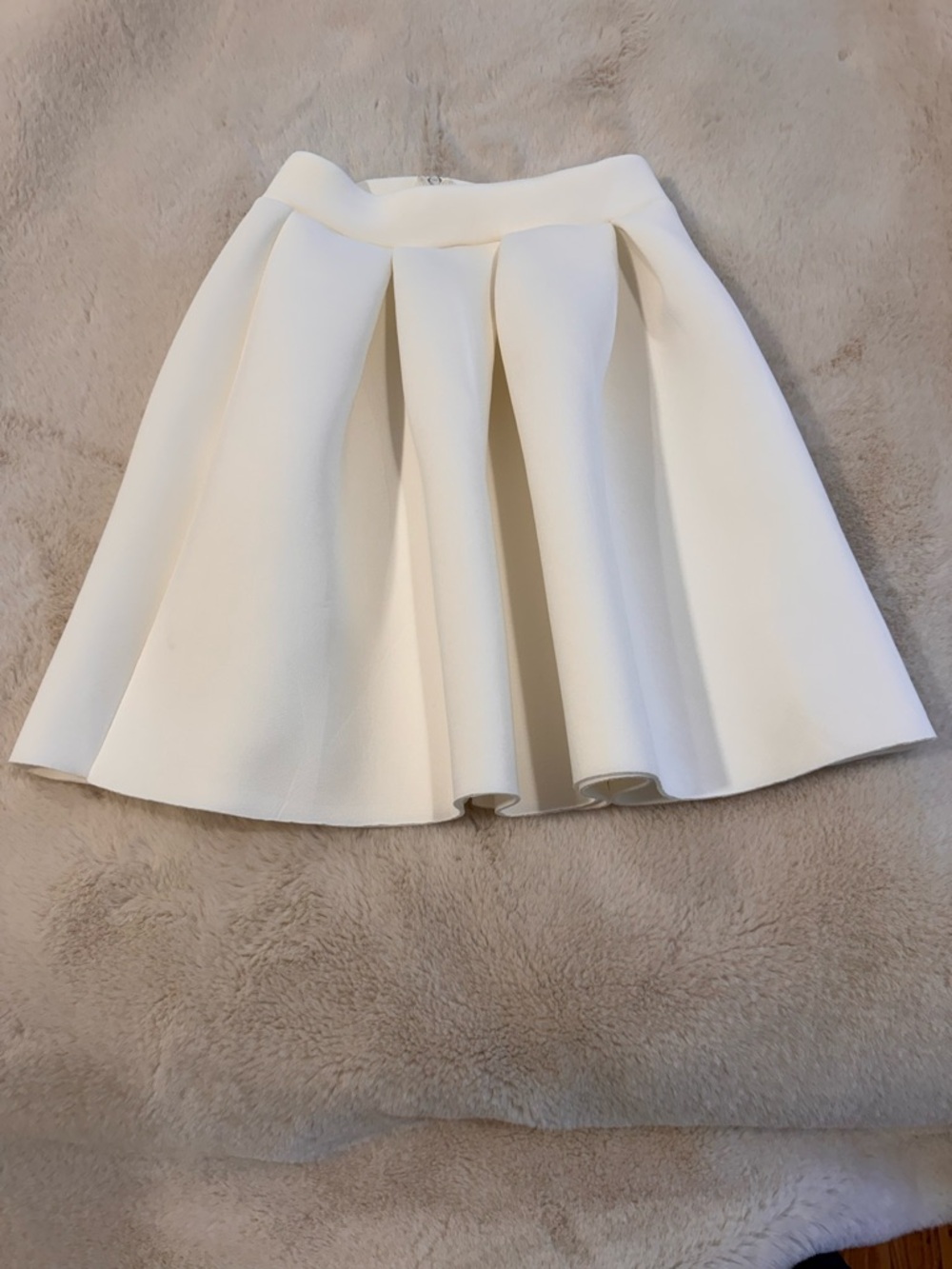 ✨4+ 50% OFF| Charlotte Russe Ivory Circle Skirt Size XSP